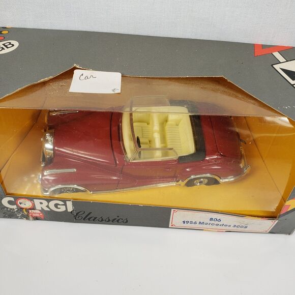 Corgi 806 Classics 1956 Mercedes 300S 1:43 Scale Die Cast Car - Picture 4 of 13